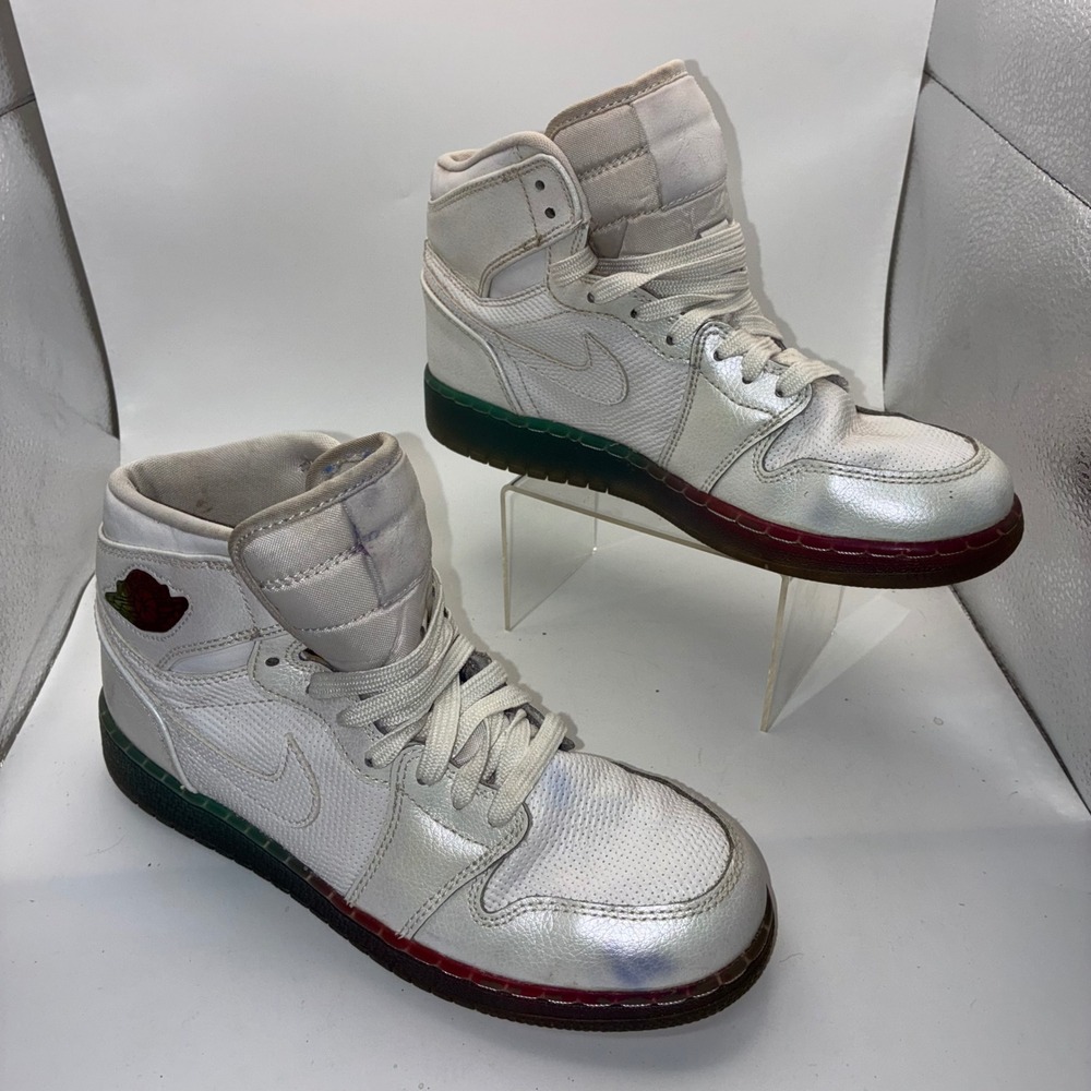 Jordan 1s  Kids High-Top Sneakers in White with Red & Green Trim 4.5Y